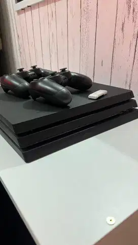 PS 4 PRO 1 TERA