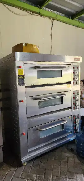 Oven Getra, Proofer Getra, Mixer Fomac, Meat Mincer, Rak stainless