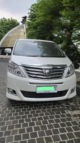 Alphard 2.4 G AT