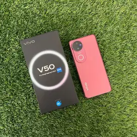Vivo v50 like new
