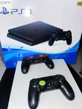 PlayStation 4 (PS 4)