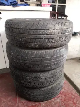 Velg mobil fullset masih bagus