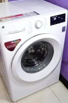 Mesin cuci frontloading LG 8kg masih bagus bgt,batu beli setahun,nego