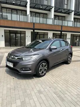 SUPER LOW KM MULUS TERAWAT LIKE NEW ! Honda HRV 1.5 SE AT 2020 Grey