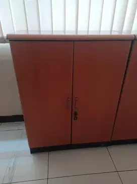 Lemari Kayu 2 Pintu