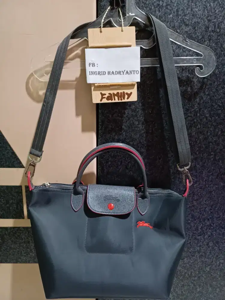 Tas Longcharm Abu Tua