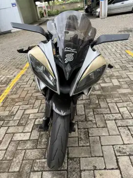 Yamaha  R6  2012