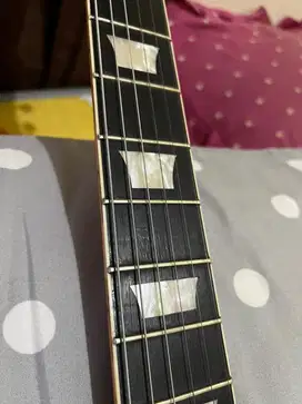 Guitar elektrik gibson custom