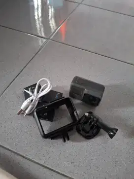 Go Pro hero 5 bekas baik