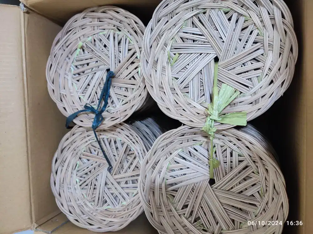 dijual piring rotan ingke ukuran 22cm masih baru ada 100pcs