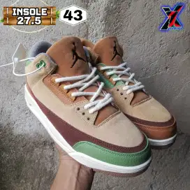 SEPATU PRIA/WANITA BASKET AIR JORDAN RETRO VOODOO