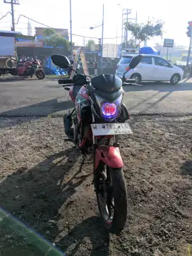 Cb150r  lengkap hidup