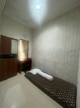 Kost AC & kipas Kebayoran Baru Blok A jl Hidup Baru dekat MRT Blok A
