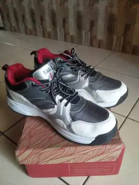 sepatu badminton EAGLE Sky Garden