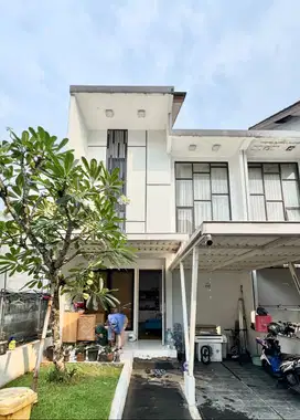 Rumah minimalis 2 Lantai di Belle Legoso Residence Ciputat Timur