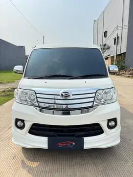 Daihatsu Luxio manual 2021 putih murah