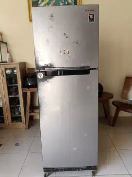 Kulkas 2 Pintu Samsung Digital Inverter