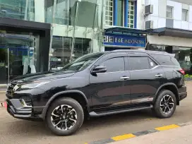 Toyota Fortuner 2.8 GR Sport 4x2 AT Diesel 2022