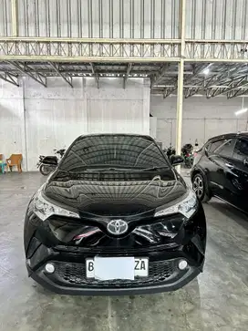 DP 25 JUTA , TOYOTA CHR 1.8 AT / MATIC 2018
