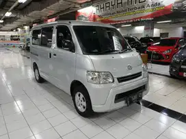 DAIHATSU GRANDMAX STATION AC DAN PS MT 1.5 ISTIMEWA