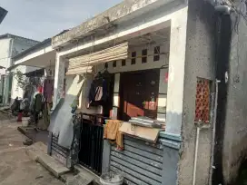 Rumah di lokasi strategis