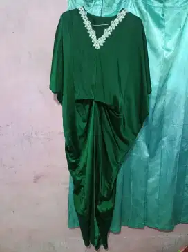 dress & kebaya wanita