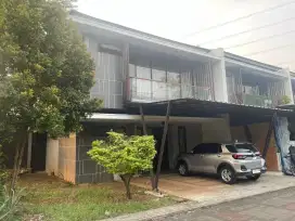 Di Jual Rumah Besar, Hook dalam Cluster Golden City Bekasi Utara
