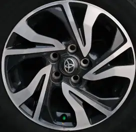 Velg OEM Innova Reborn Facelift R16 PCD5x114.3. Velg Only  4 Pcs