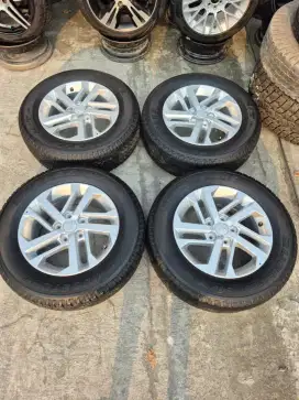 Velg oem terios R16 pcd 5×114.3 plus ban..4pcs