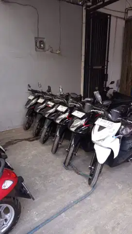 Honda beat cbs like new