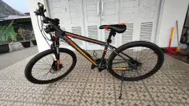 SEPEDA BEKAS (POLIGON)