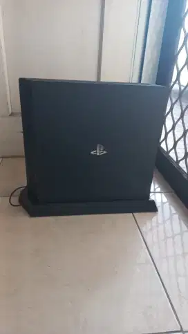 PS 4 PRO 1 TB Original
