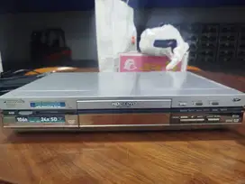 Jual HDD & DVD player panasonic Panasonic DMR-E100HGCS