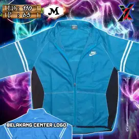 JAKET RUNNING/OLAHRAGA NIKE