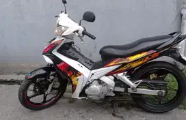 Jupiter mx murah ,pemakaian istri,mesin djamin halus,kopling