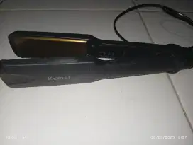 Catokan rambut / pelurus rambut