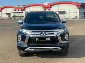 PAJERO SPORT DAKKAR AT 2022 , LIKE NEW TURUN HARGA