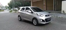 KIA PICANTO SE 1.2 AT 2012