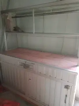Di jual etalase bekas warung nasi