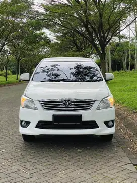 Grand Innova 2.5 V M/T 2012 diesel