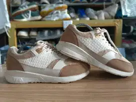 Aerostreet X Gibran size 43 insole 27,9 cm