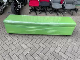 sofa tunggu hijau
