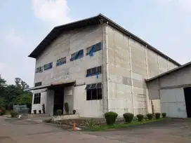 Gudang Siap Pakai di Cileungsi – Crane, Office, dan Jalan Kontainer