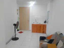 Dijual cepat apartemen Ayodya 2br full furnished lantai 10, Cikokol Ta