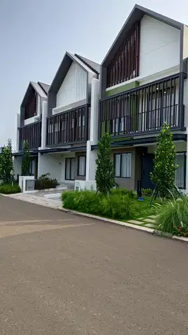 Siap Huni Bebas Ppn! 3lantai 1 man Summarecon Cluster Leonora Limited