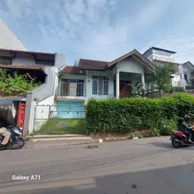 Rumah Mainroad di daerah Ciwaruga Geger Kalong