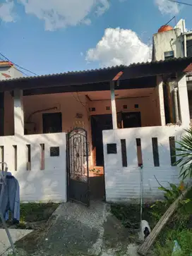 DIJUAL RUMAH SIAP HUNI BAGUS SEJUK GRIYA ALAM SENTUL SG112 A39