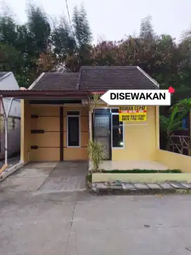 Disewakan rumah pertahun Rp. 12jt di kota serang