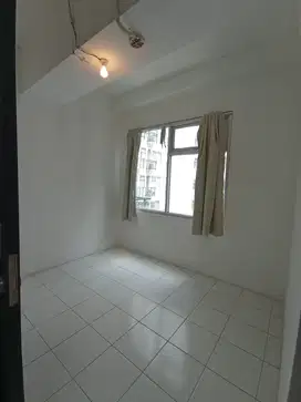 Unit rapi dan terawat 2BR 33 unfurnish siap kamu tempati