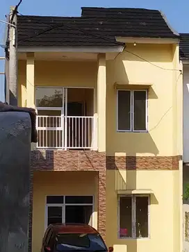 Dijual rumah strategis dekat pintu tol hanya 5 menit free design